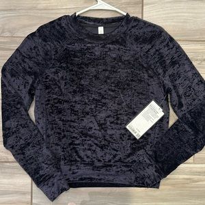 NWT, Lululemon size 6, Black Crushed Velvet, sweatshirt, limited edition